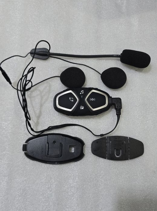 Sistem comunicare moto Intercom Cellularline BTF 10