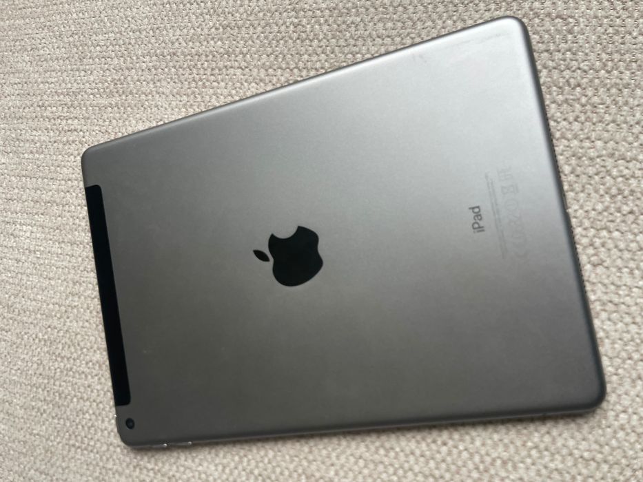 iPad 5th Gen 128GB