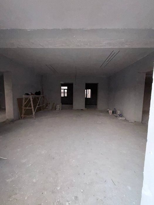 Ховли уй сотилади