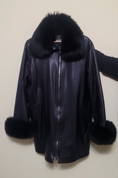 Haina dama piele naturala romaneasca, cu guler si mansete detasabile