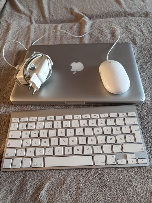 MacBook Pro 13" (Mid 2012) SSD 1TB + Tastatură & Mouse Apple