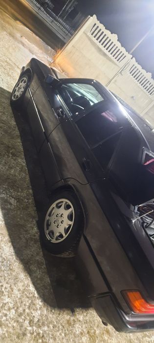 Продам Мерседес 190