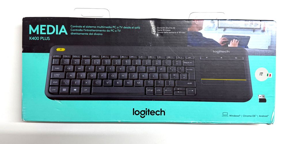 Клавиатура Безжична Logitech K400 Plus Dark, Touchpad control