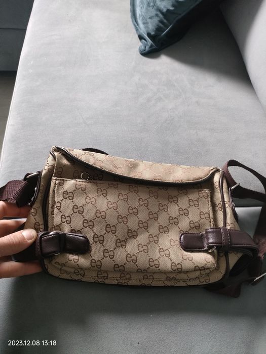 Poseta sport ellesse