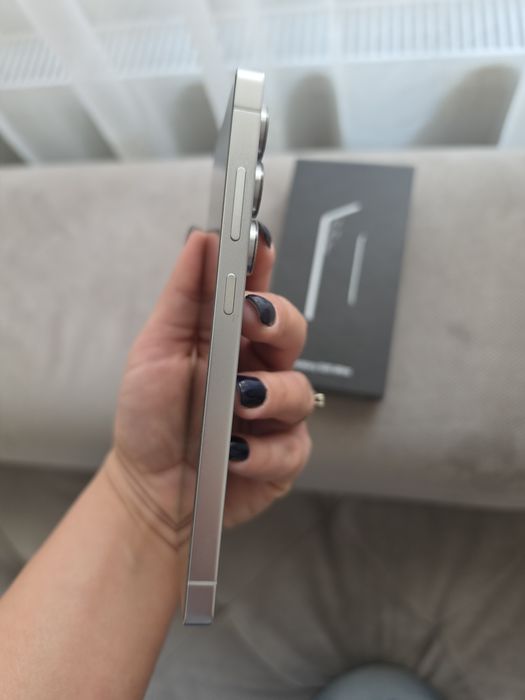 Vand Samsung Galaxy S25 Ultra