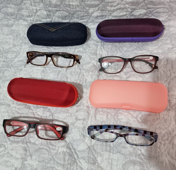 Очки для зрения.