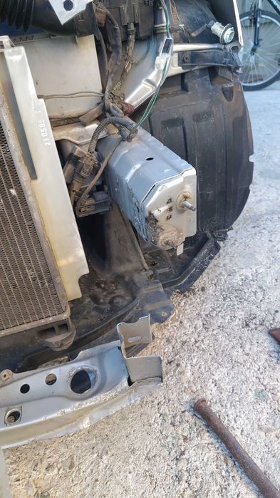 Авто тенекеджия и бояждия