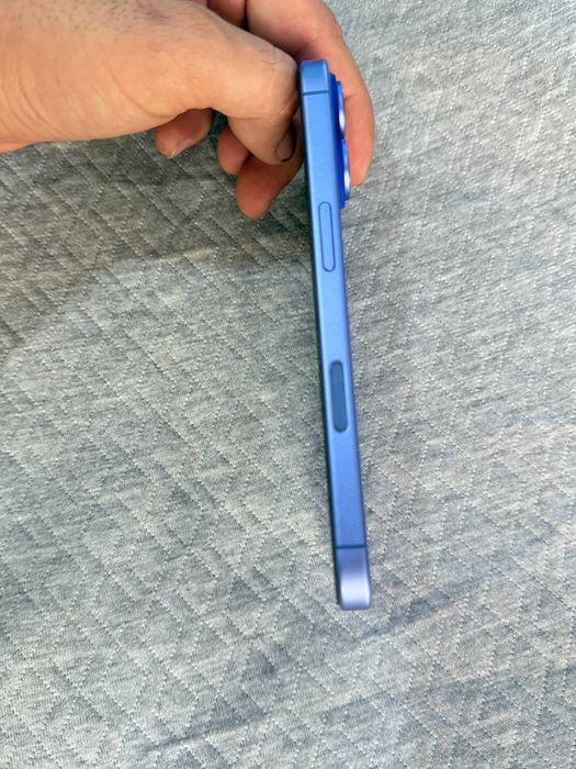 iPhone 16 128gb