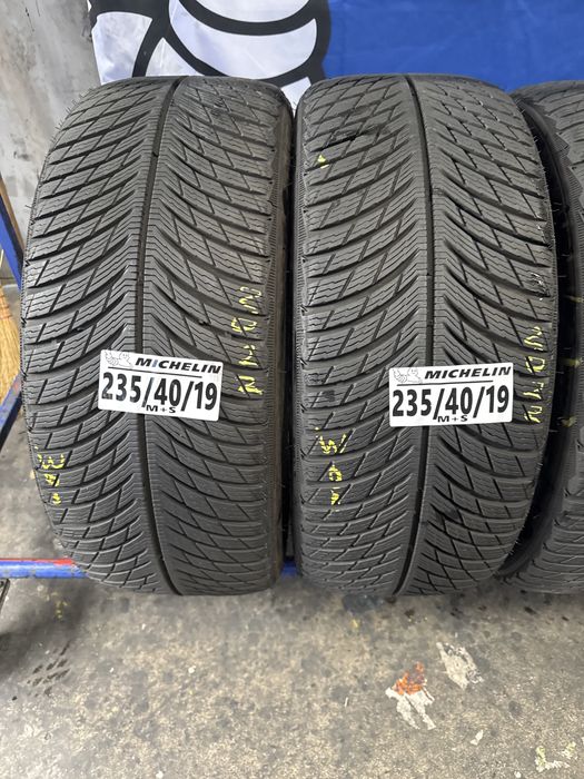 235/40/19 Michelin M+S