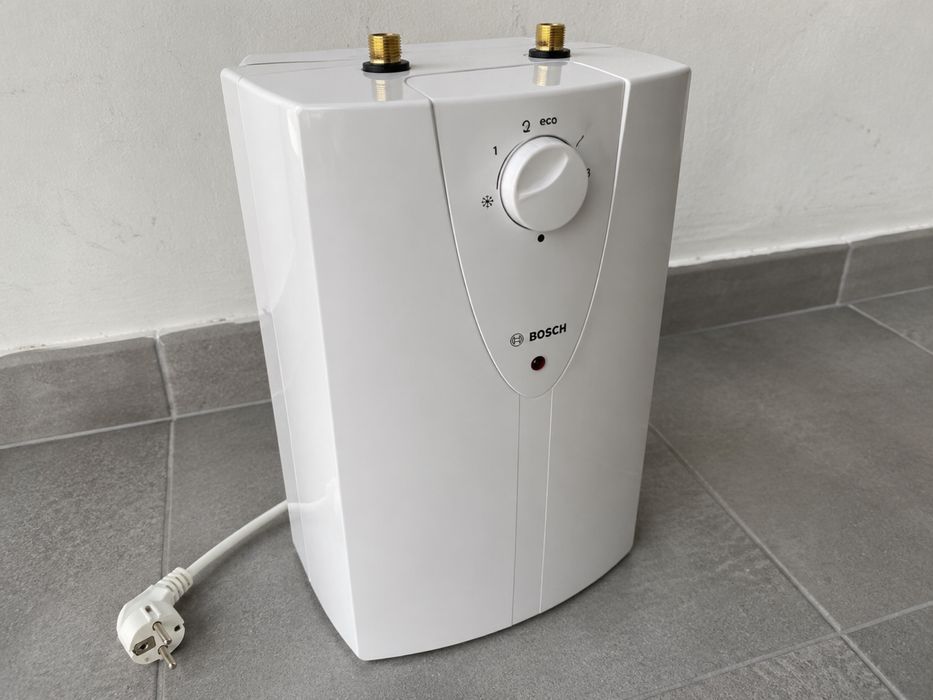Boiler Bosch Tronic 5L, 1800W, montaj sub chiuvetă, clasa A-nou
