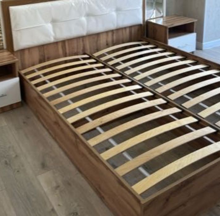 Продам двухспальную кровать