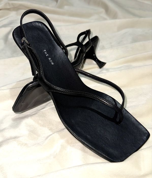 туфли от бренда The Row