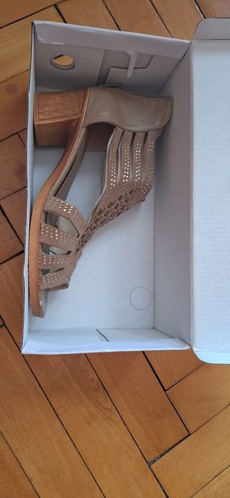 Дамски обувки /боти N:39