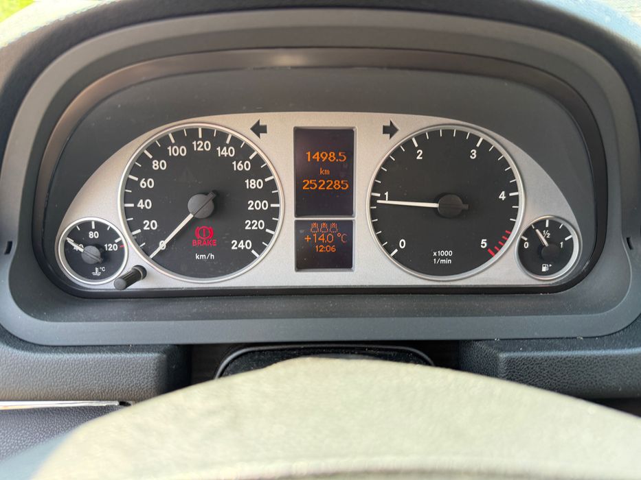 Vand Mercedes Benz B-class