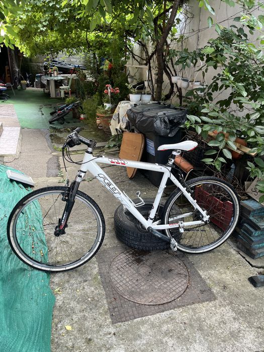 Vand biciclete .