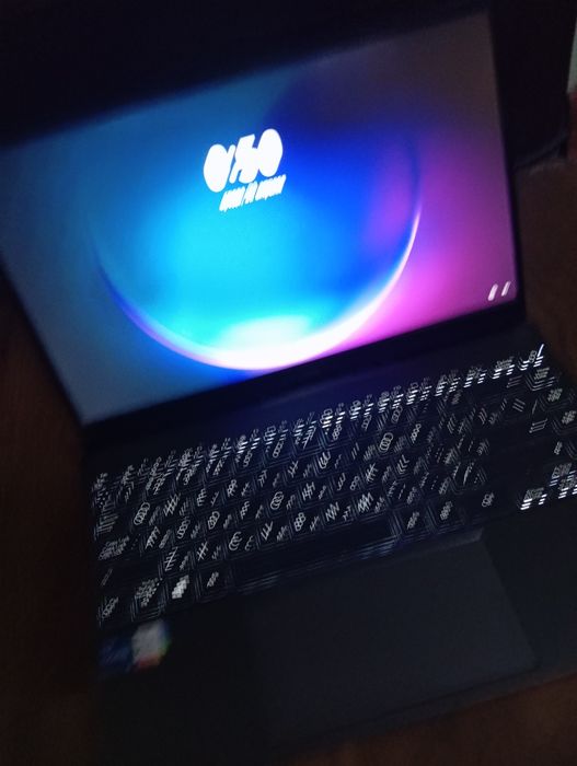 ASUS i5 noutbuk holati yaxshi