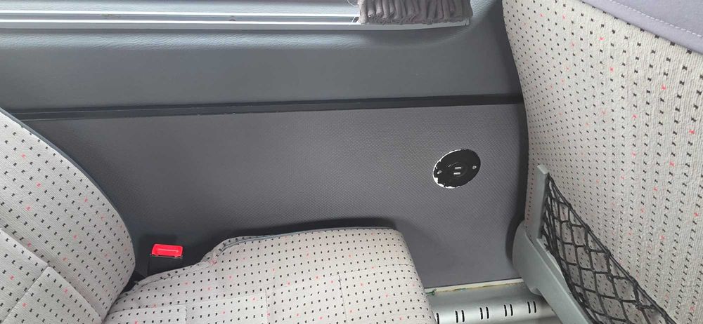 Microbuz  Mercedes Sprinter  19+1 locuri