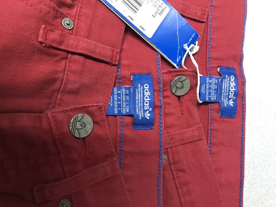 Продам джинсы адидас