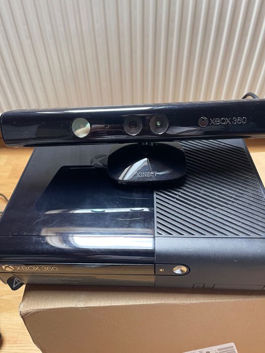 XBOX360E plus Kknect