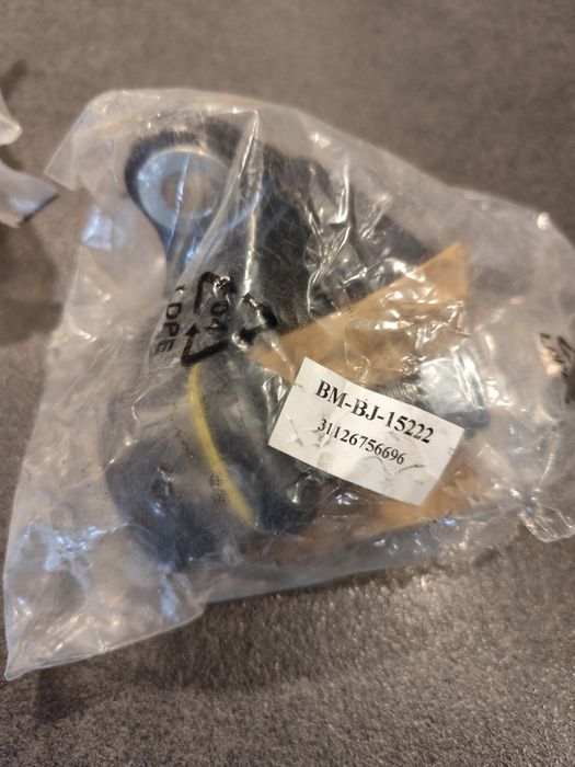 Ляв и десен шарнир BMW e46 3.0 XI