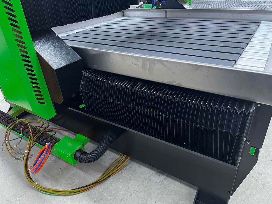 CNC Рутер за гравиране на камък Vietto ТS 1212 – STONE