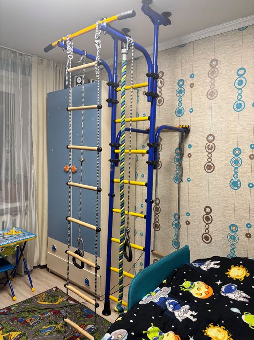 Шведская стенка очень хорошего качества