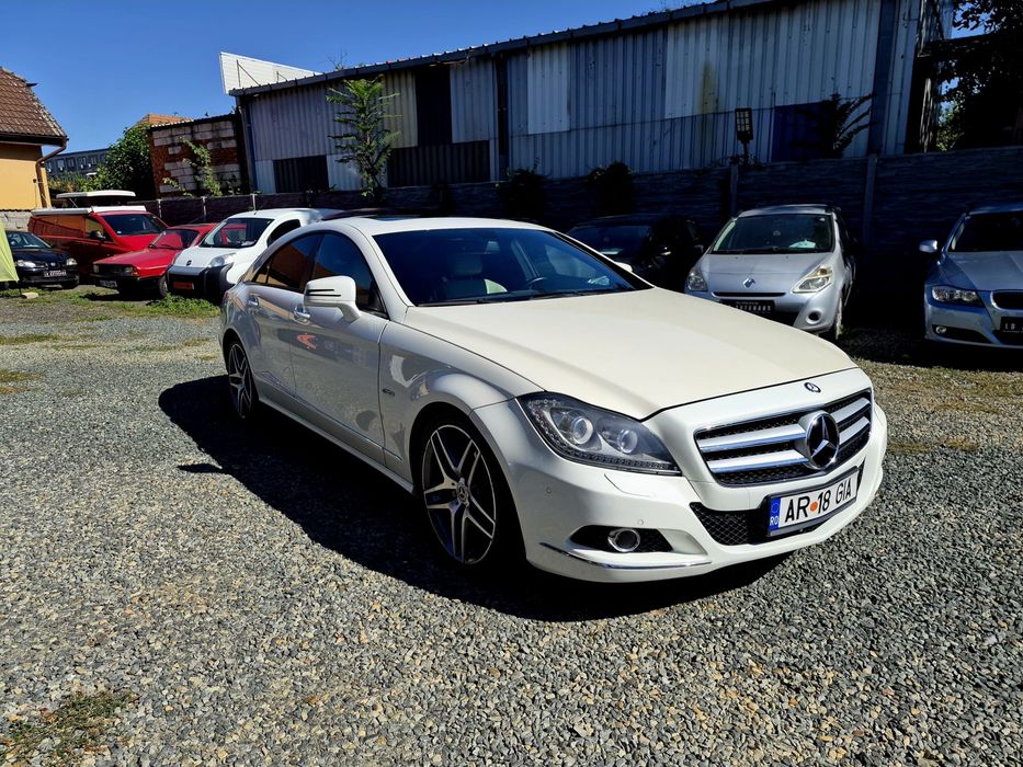 MERCEDES-BENZ CLS