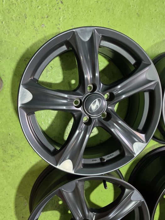 17 5x114.3 Hyundai лети джанти 5х114.3 хюндай