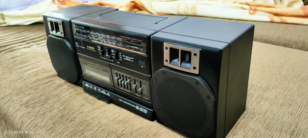 Radiocasetofon boombox Panasonic RX-CS700 impecabil