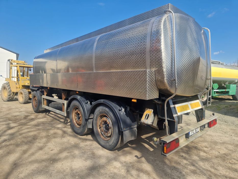 Cisternă apă UAN   lapte inox 19500l pentru  agricultura