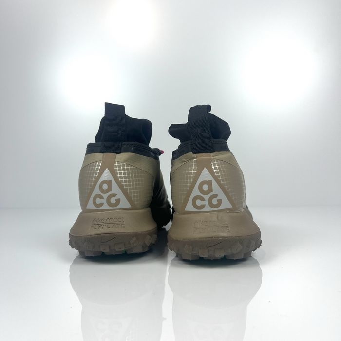 Nike ACG Mountain Fly Core Tex Khaki |Размери 40,41,42 | Нови