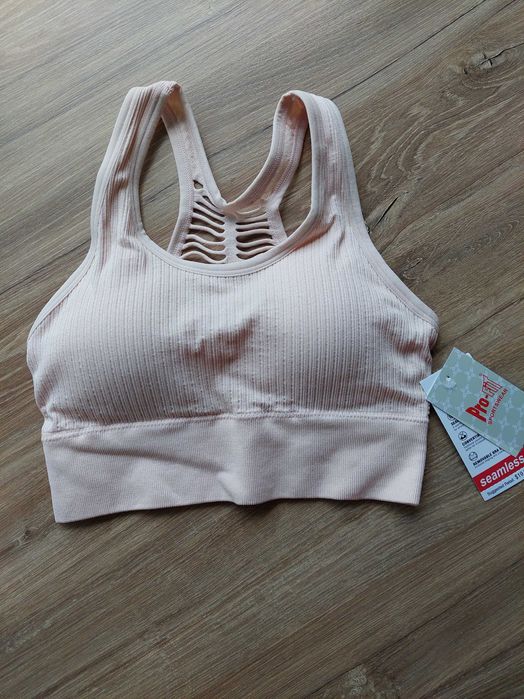 Спортен сутиен S размер Pro fit