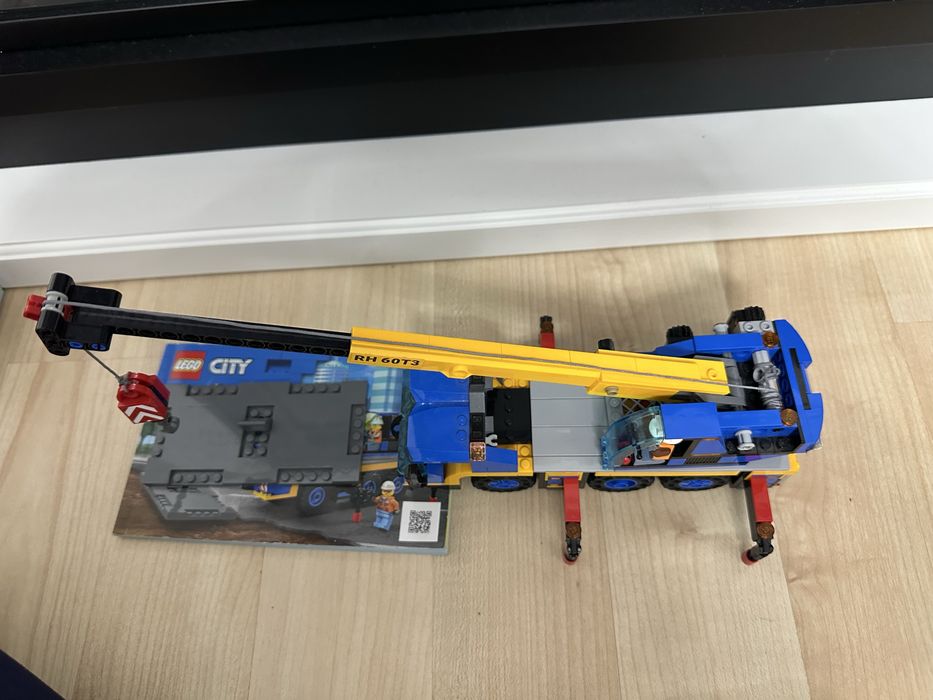 Macara mobila lego City 60324
