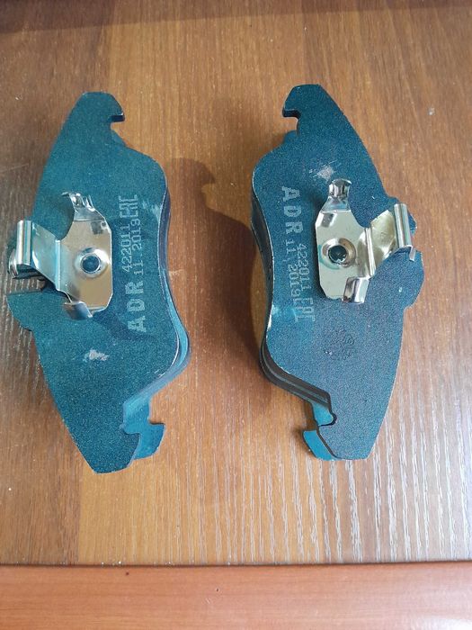 Тормозные колодки Мерседес,Фольксваген