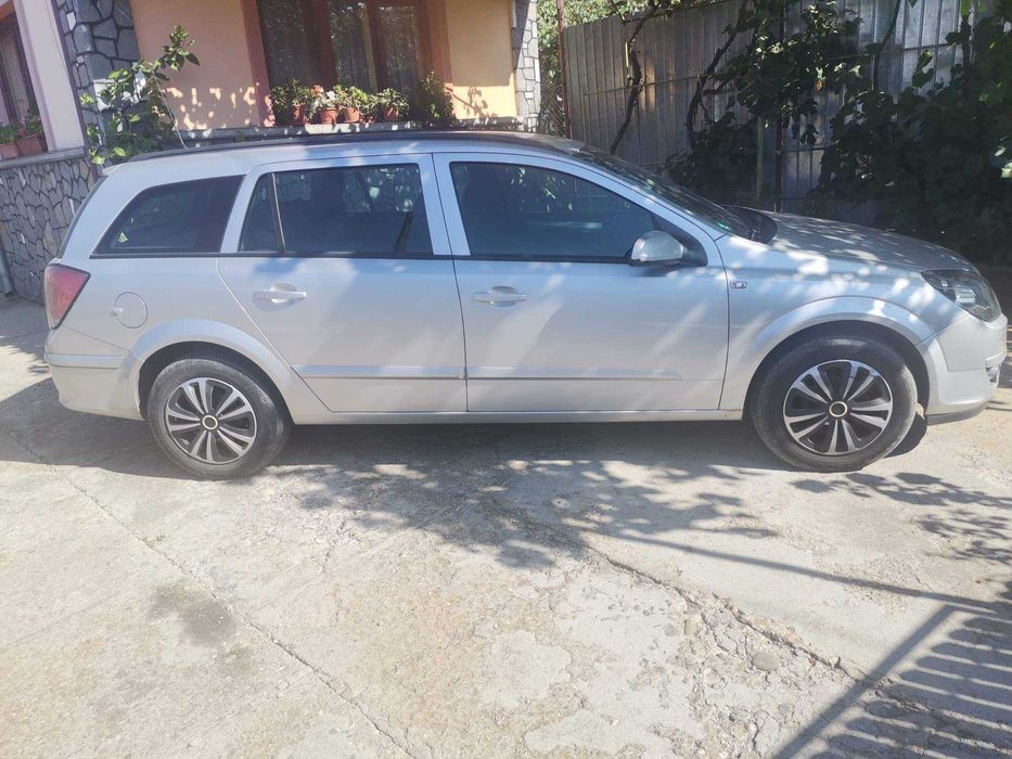 Opel Astra. H. 2005, 1,7 D