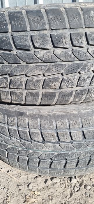 Продаётся 2 покрышки