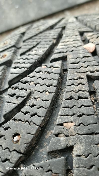 Шины зимние, шипованные