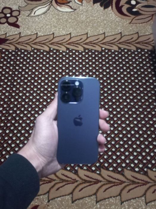 iPhone 14 pro Ideal sastayanada. Bir qul ishlatilingan