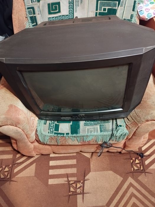 БУ телевизор JVC
