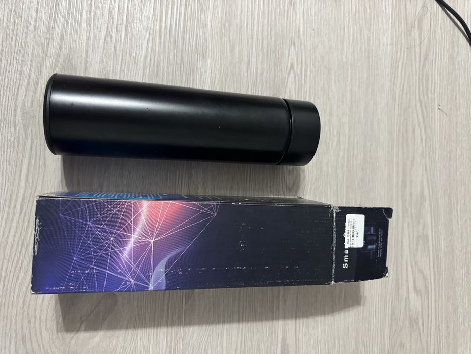 Термос с датчиком температуры