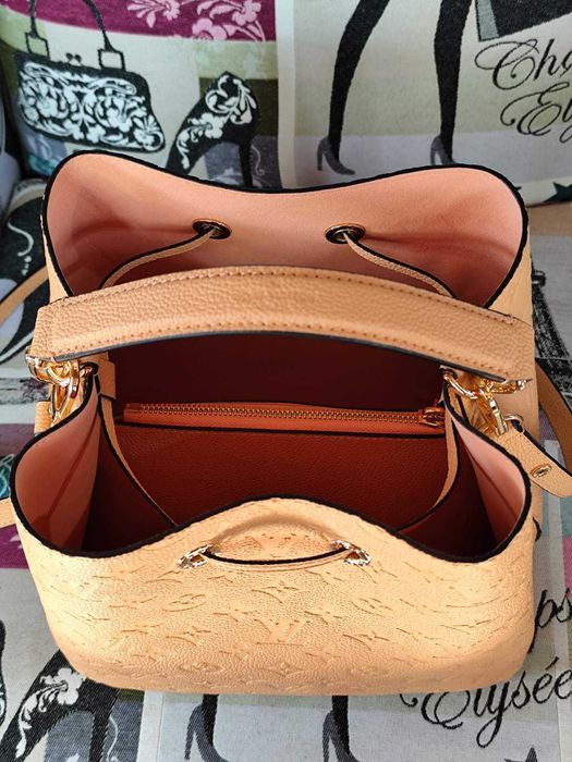 LOUIS VUITTON Дамска Чанта Монограм Кожа