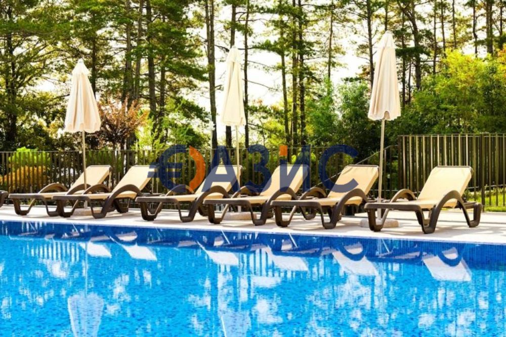 Продава се Едностаен апартамент в Обзор - 42 кв.м за 1006 €/кв.м - Снимка #2