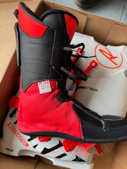 Clapari Rossignol Hero World cup 130 za+ ,schiuri Rossignol Master ST