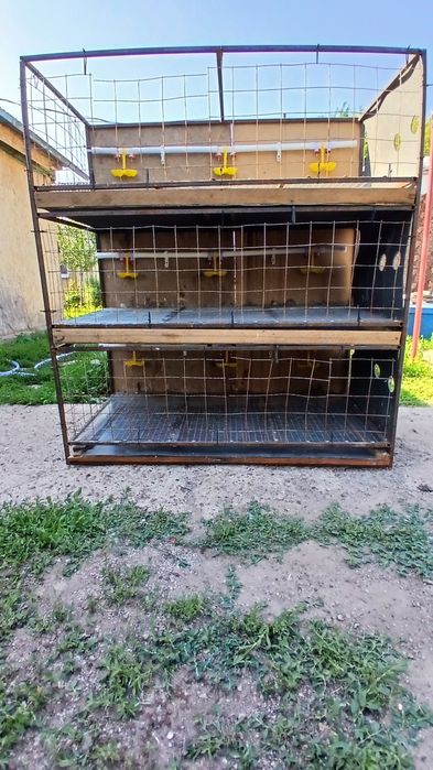 Продам клетки для бройлеров.