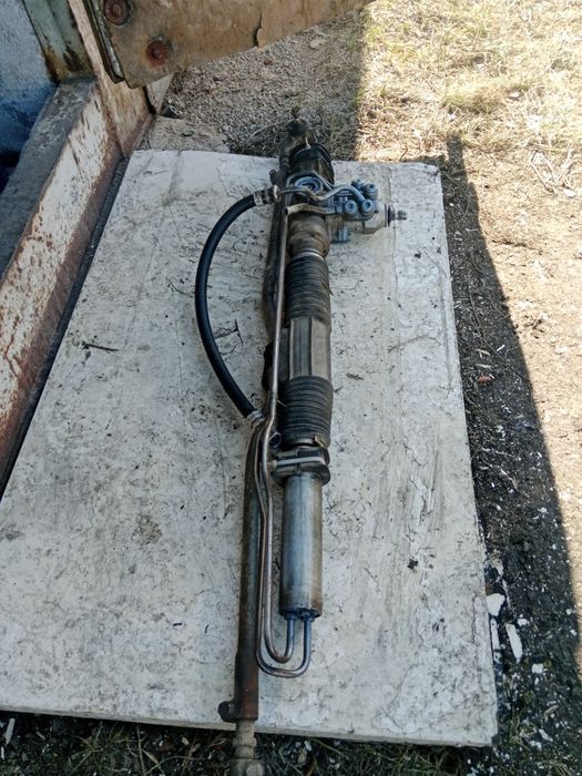 Продам рулевую рейку на Приору гур