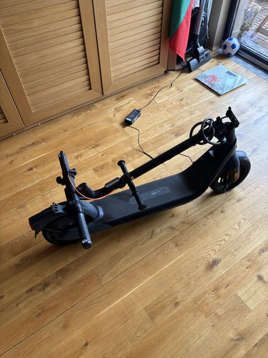 Тротинетка Ninebot E2 Pro