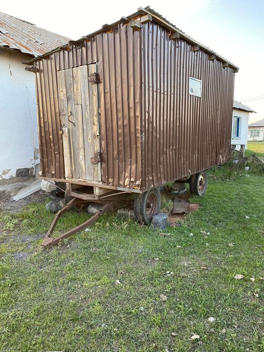 Передвижной вагончик