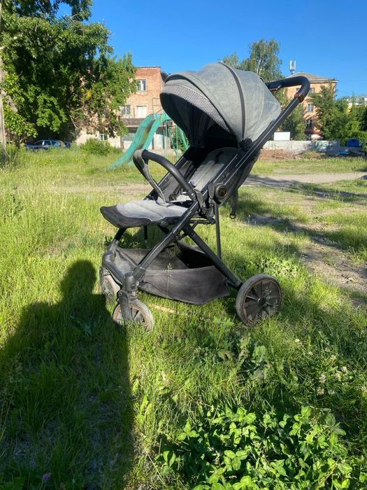 Продам детскую коляску