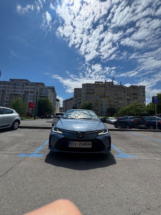 Toyota Corolla Toyota Corolla Hybrid 2020 | LED, Navigație, Distronic, Scaune Încălzi