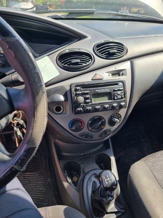 FORD Focus 2004 — imagine 4